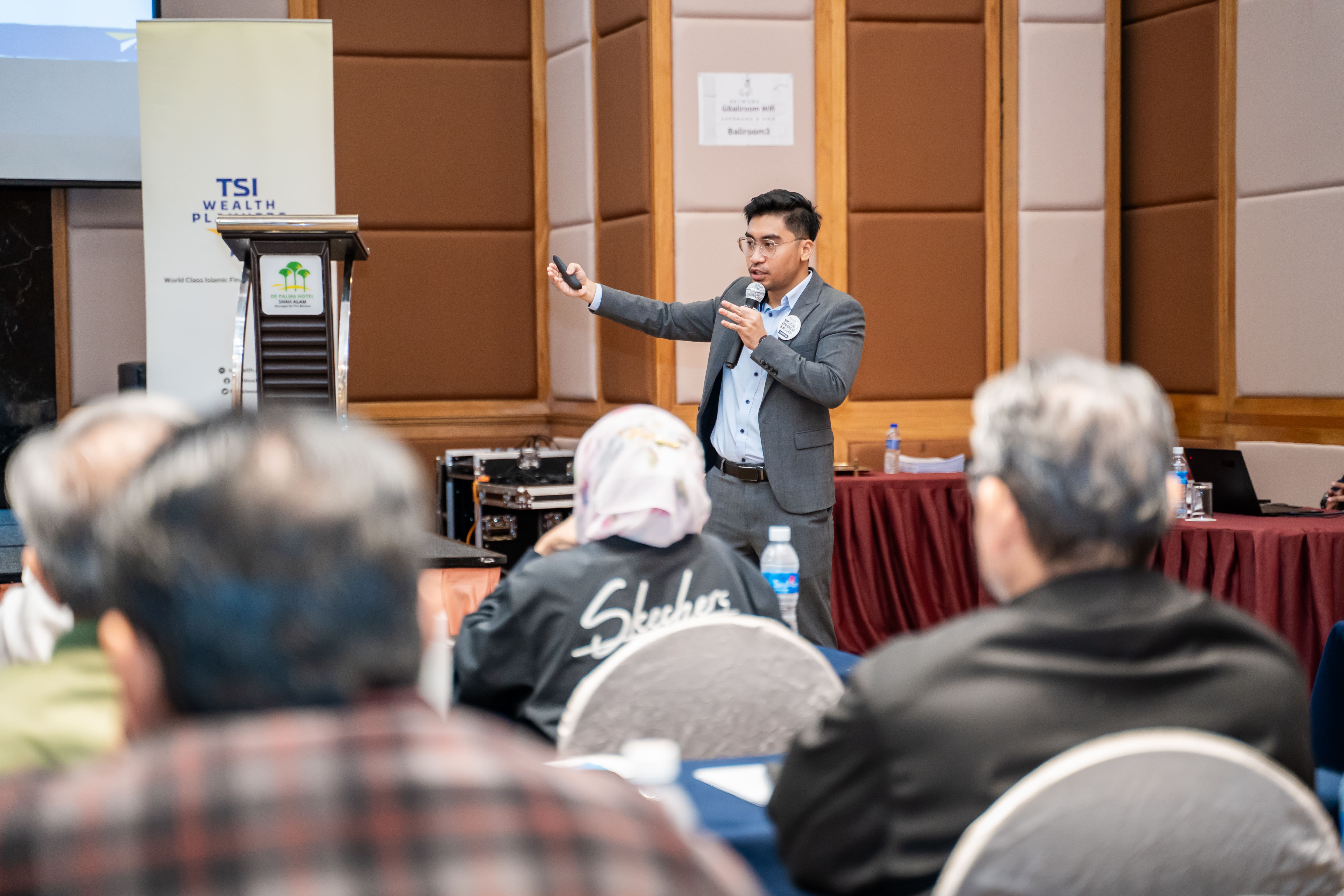 Naquiddin Razak Speaker